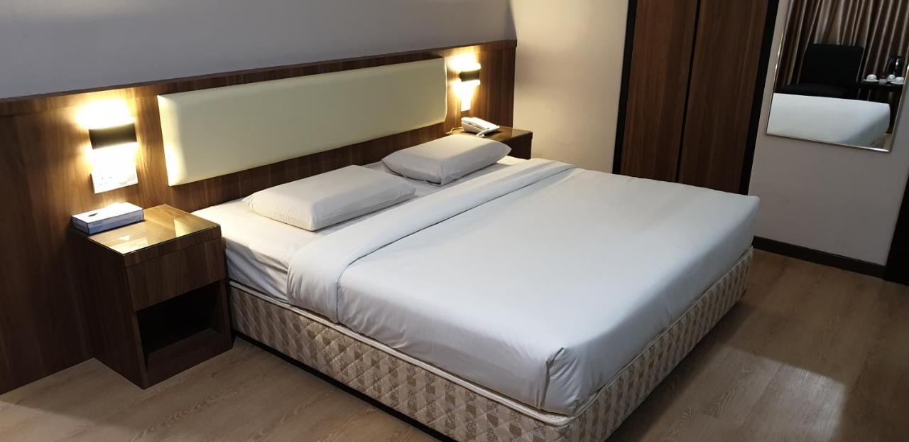 Hotel Samila Алор-Сетар Экстерьер фото